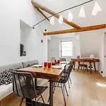 Maison Labruyere - Serviced Mansion Saint Germain *